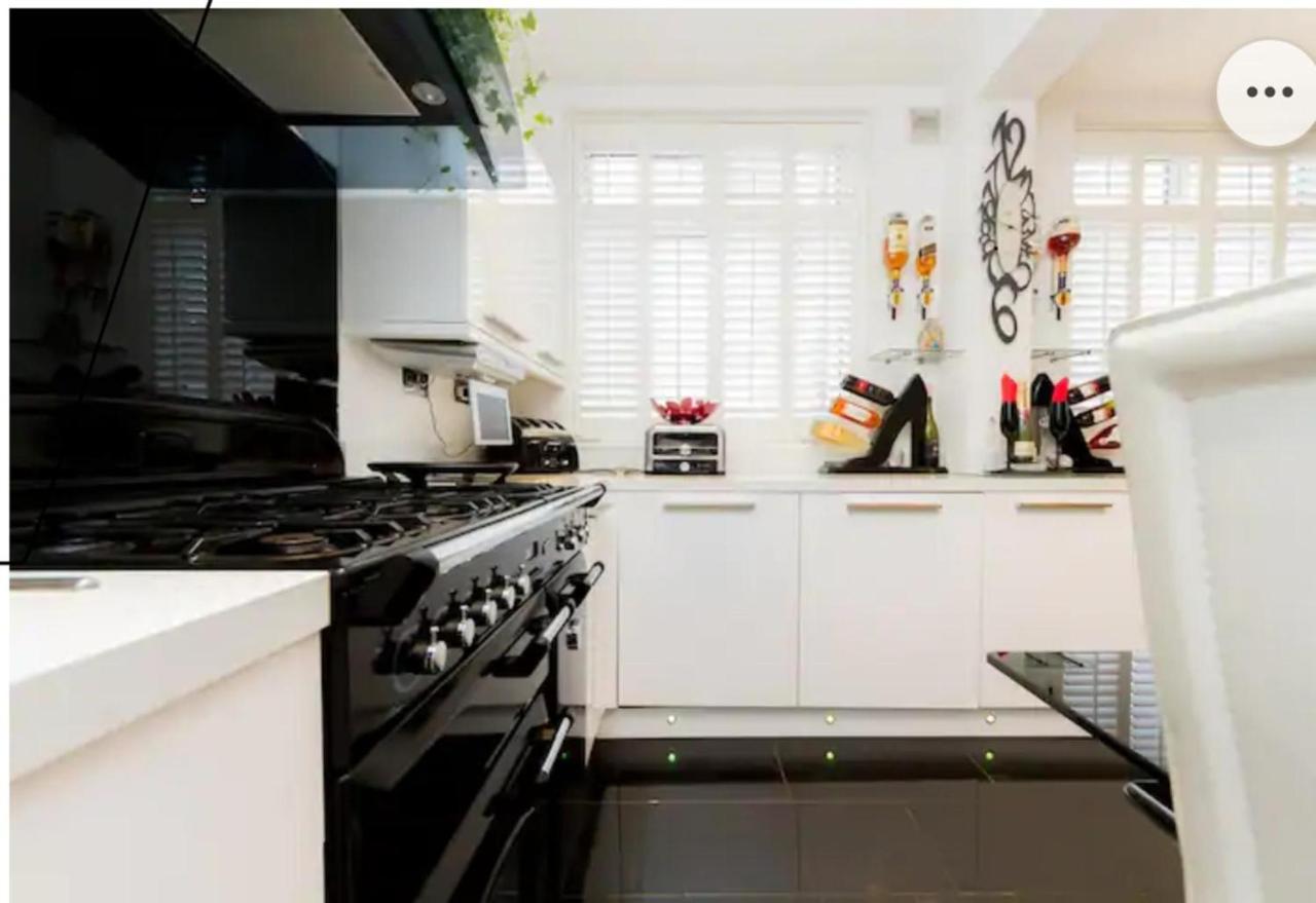 Apartment Super Large In For Larger Groups London