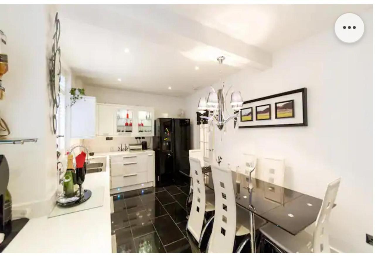 Super Large In For Larger Groups Apartment *
